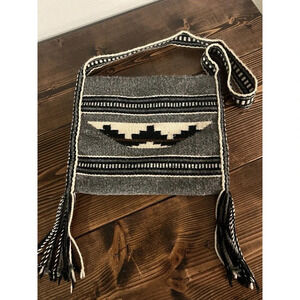 Vintage Southwestern Wool Tapestry Shoulder Carpet Bag Tote Purse Fringed Tribal